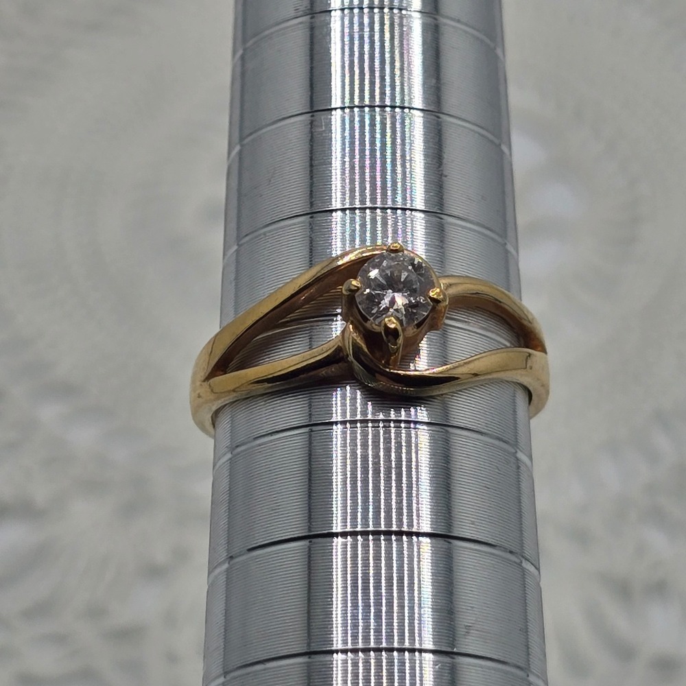 Vintage Estate Solitaire Ring Size 7.5 Cocktail Gold tone Rhinestone Korea B - Picture 9 of 9
